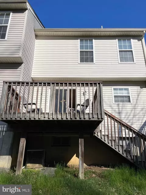 Exterior - 116 Couples Dr, Newark, DE 19702 photo 4 of 5