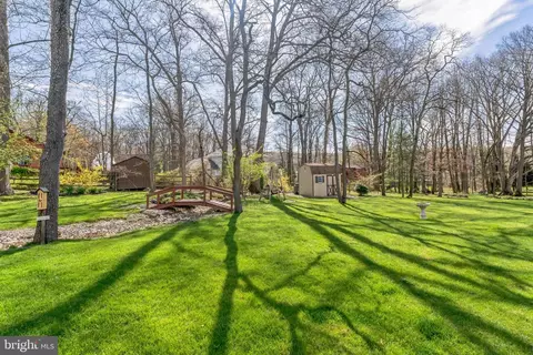 View/Area - 1004 Tulip Tree Ln, Newark, DE 19713 photo 1 of 1