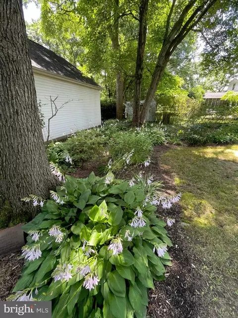 Exterior - 811 Devon Dr, Newark, DE 19711 photo 31 of 37