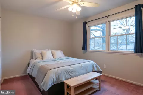 Bedroom - 811 Devon Dr, Newark, DE 19711 photo 1 of 10