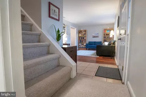 Entry Way - 811 Devon Dr, Newark, DE 19711 photo 1 of 5