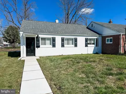 200 Pilgrim Rd, New Castle, DE 19720