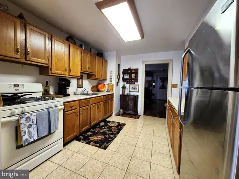 Kitchen - 336 Tamara Cir, Newark, DE 19711 photo 1 of 4