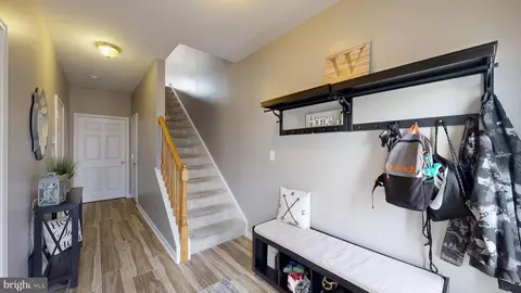 Entry Way - 236 Camerton Ln, Townsend, DE 19734 photo 2 of 2