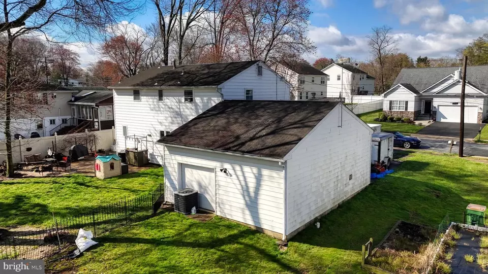 9 Elm Ave, Newark, DE 19711 34 Photos Movoto