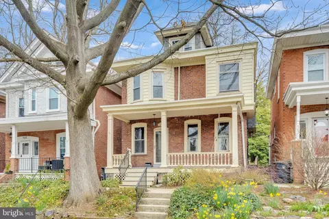 705 W 20th St, Wilmington, DE 19802