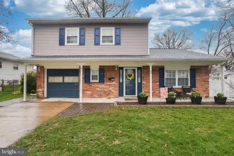 2 Aldershot Dr, Newark, DE 19713