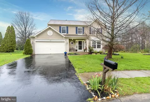 9 Castlegate Ct, Newark, DE 19702