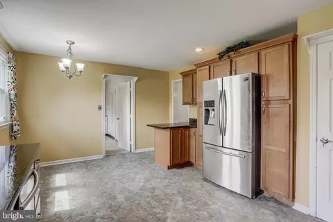 Kitchen - 9 Meadow Knoll Ct, Bear, DE 19701 photo 3 of 5