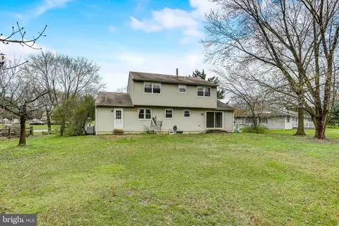 Exterior - 9 Meadow Knoll Ct, Bear, DE 19701 photo 3 of 3