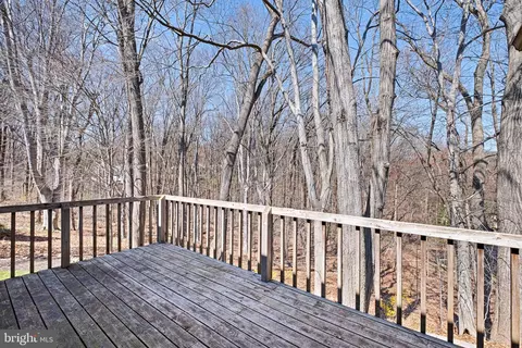 Exterior - 8 Forest Rdg, Newark, DE 19711 photo 5 of 7