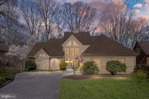 8 Forest Rdg, Newark, DE 19711