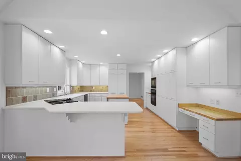 Kitchen - 8 Forest Rdg, Newark, DE 19711 photo 1 of 6