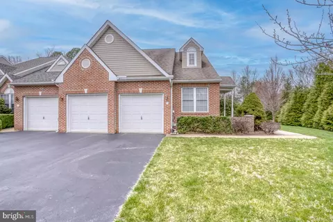 200 W Red Lion Dr, Bear, DE 19701