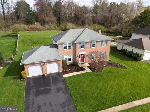 4 Belmont Dr, Wilmington, DE 19808