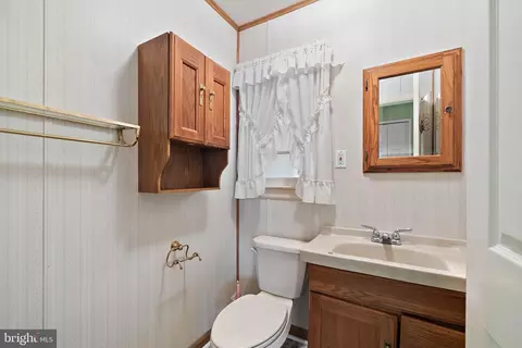 Bath - 1 Millbrook Rd, Newark, DE 19713 photo 1 of 2