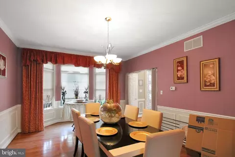Dining - 2 Hempstead Dr, Newark, DE 19702 photo 1 of 2