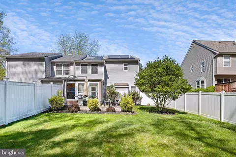 Exterior - 17 Pimlico Ln, Bear, DE 19701 photo 7 of 10