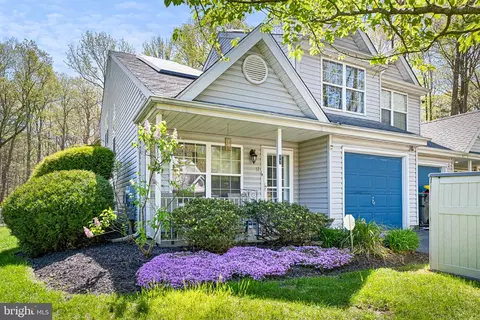 Exterior - 17 Pimlico Ln, Bear, DE 19701 photo 2 of 10