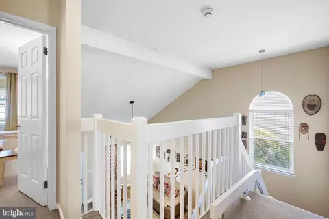 Entry Way - 17 Pimlico Ln, Bear, DE 19701 photo 2 of 2