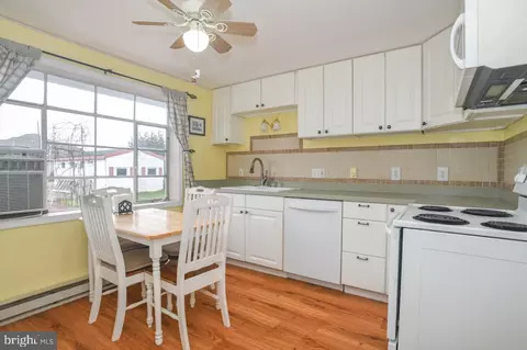 Kitchen - 817 Branch Rd, Newark, DE 19711 photo 1 of 2