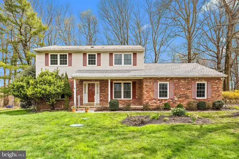4 Polaris Dr, Newark, DE 19711