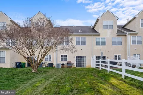 Exterior - 87 Springfield Cir, Middletown, DE 19709 photo 3 of 4