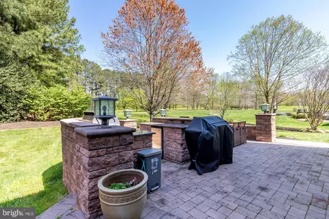 Exterior - 611 Parkman Ct, Bear, DE 19701 photo 5 of 9