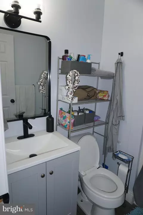 Bath - 159 Carlotta Dr, Bear, DE 19701 photo 4 of 4
