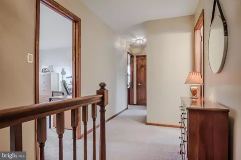 Entry Way - 14 Eagle Point Cir, Hockessin, DE 19707 photo 4 of 4