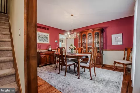 Dining - 14 Eagle Point Cir, Hockessin, DE 19707 photo 1 of 4