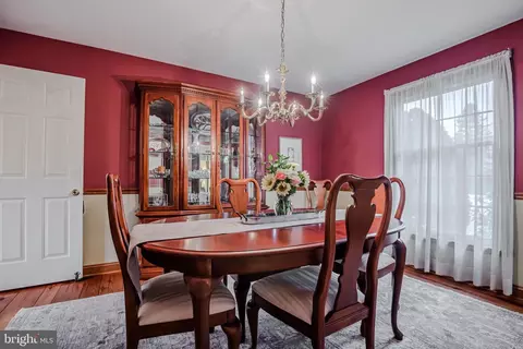 Dining - 14 Eagle Point Cir, Hockessin, DE 19707 photo 4 of 4