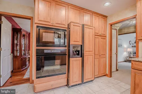 Kitchen - 14 Eagle Point Cir, Hockessin, DE 19707 photo 8 of 10