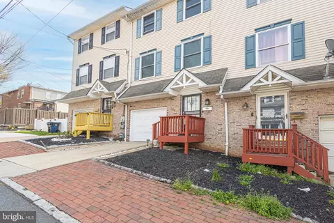 510 Delamore Pl, Wilmington, DE 19805