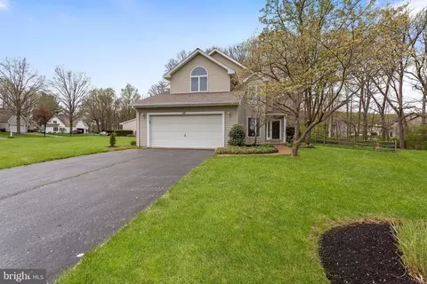 55 General Maxwell Ct, Newark, DE 19702