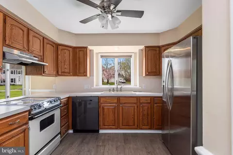 Kitchen - 55 General Maxwell Ct, Newark, DE 19702 photo 1 of 10