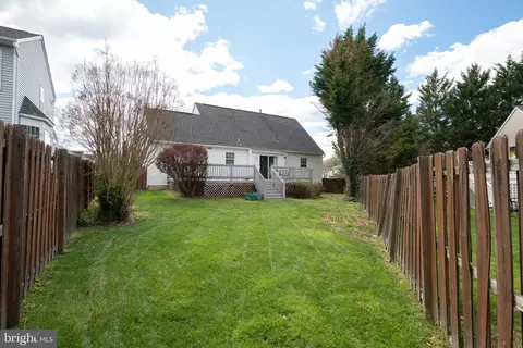 Exterior - 400 Macduff Rd, Newark, DE 19711 photo 4 of 6