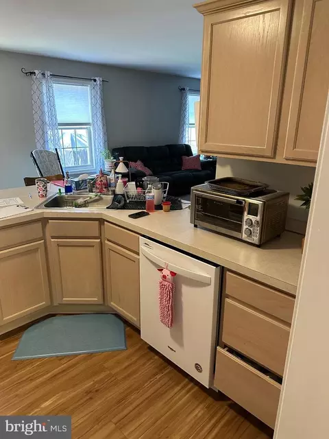 Kitchen - 18 Deasy Dr, Newark, DE 19702 photo 1 of 2