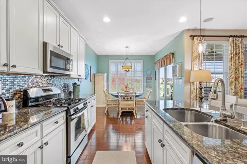 Kitchen - 635 Red Maple Rd, Middletown, DE 19709 photo 4 of 4