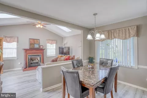 Dining - 38 Yosemite Dr, Bear, DE 19701 photo 4 of 4