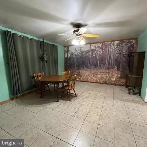 716 Donald Dr, Newark, DE 19713 photo 4