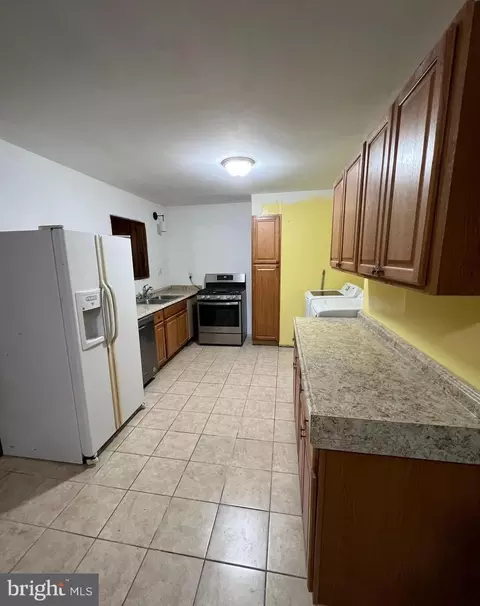 716 Donald Dr, Newark, DE 19713 photo 6