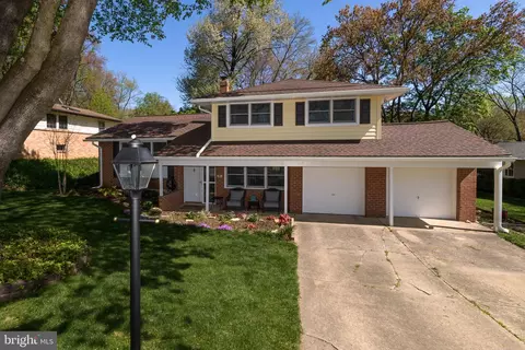 21 Eberly Dr, Newark, DE 19711