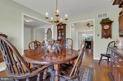 Dining - 7 Biltmore Ct, Bear, DE 19701 photo 2 of 4