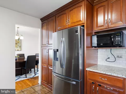 Kitchen - 6 Split Rail Ln, Newark, DE 19702 photo 2 of 3