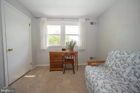 Bedroom - 6 Upland Ct, Newark, DE 19713 photo 8 of 8