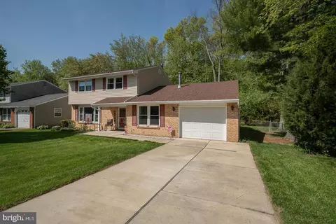 Exterior - 6 Upland Ct, Newark, DE 19713 photo 2 of 12