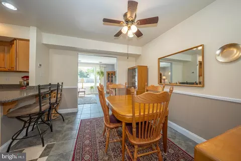 Dining - 6 Upland Ct, Newark, DE 19713 photo 5 of 5