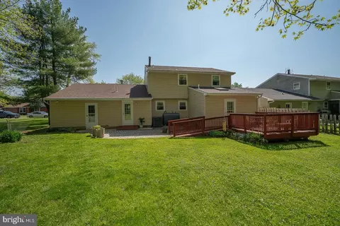 Exterior - 6 Upland Ct, Newark, DE 19713 photo 11 of 12