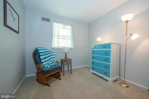Bedroom - 6 Upland Ct, Newark, DE 19713 photo 5 of 8